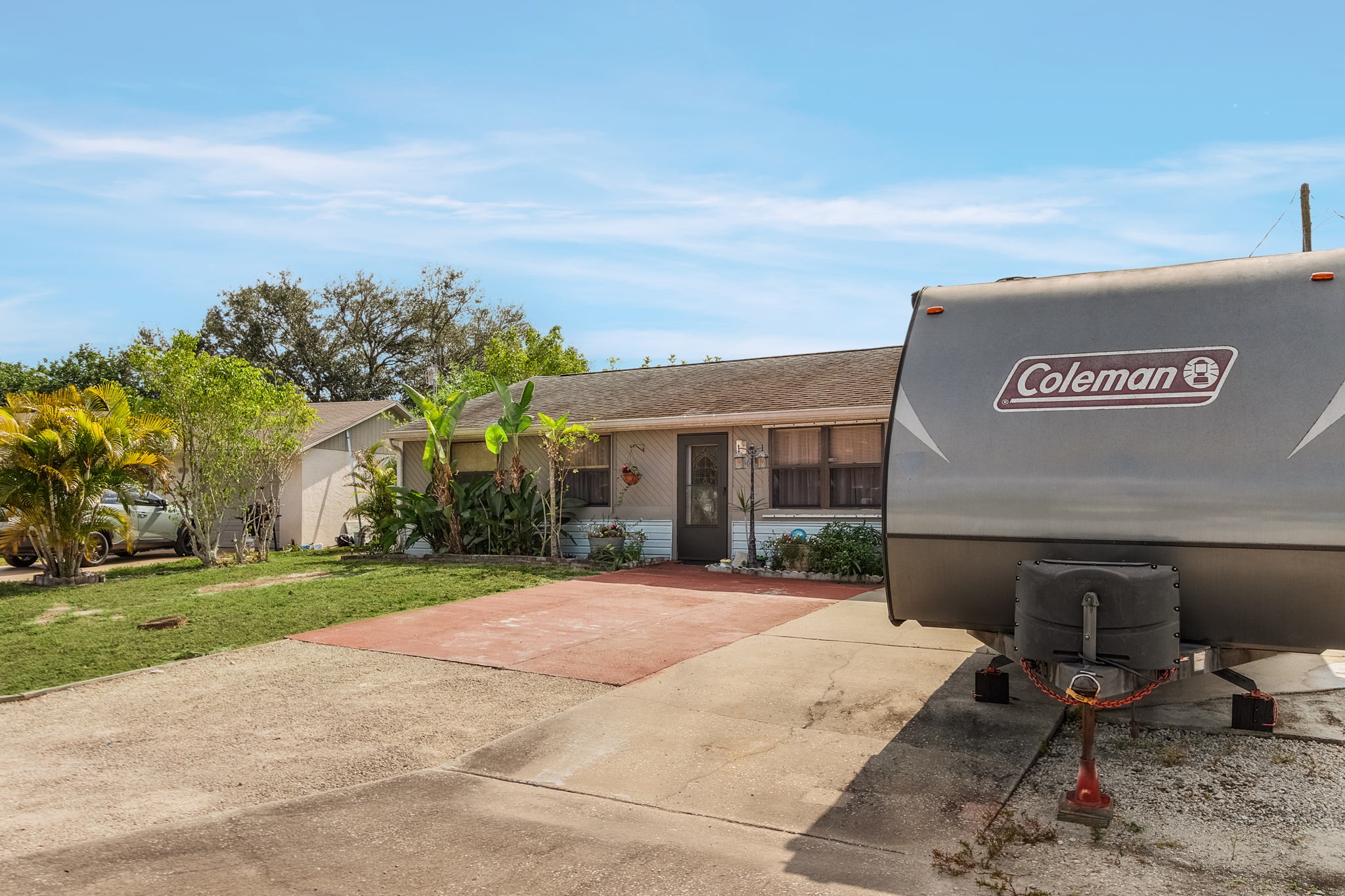 2164 Brandon St, Fort Myers, FL 33907, USA Photo 3