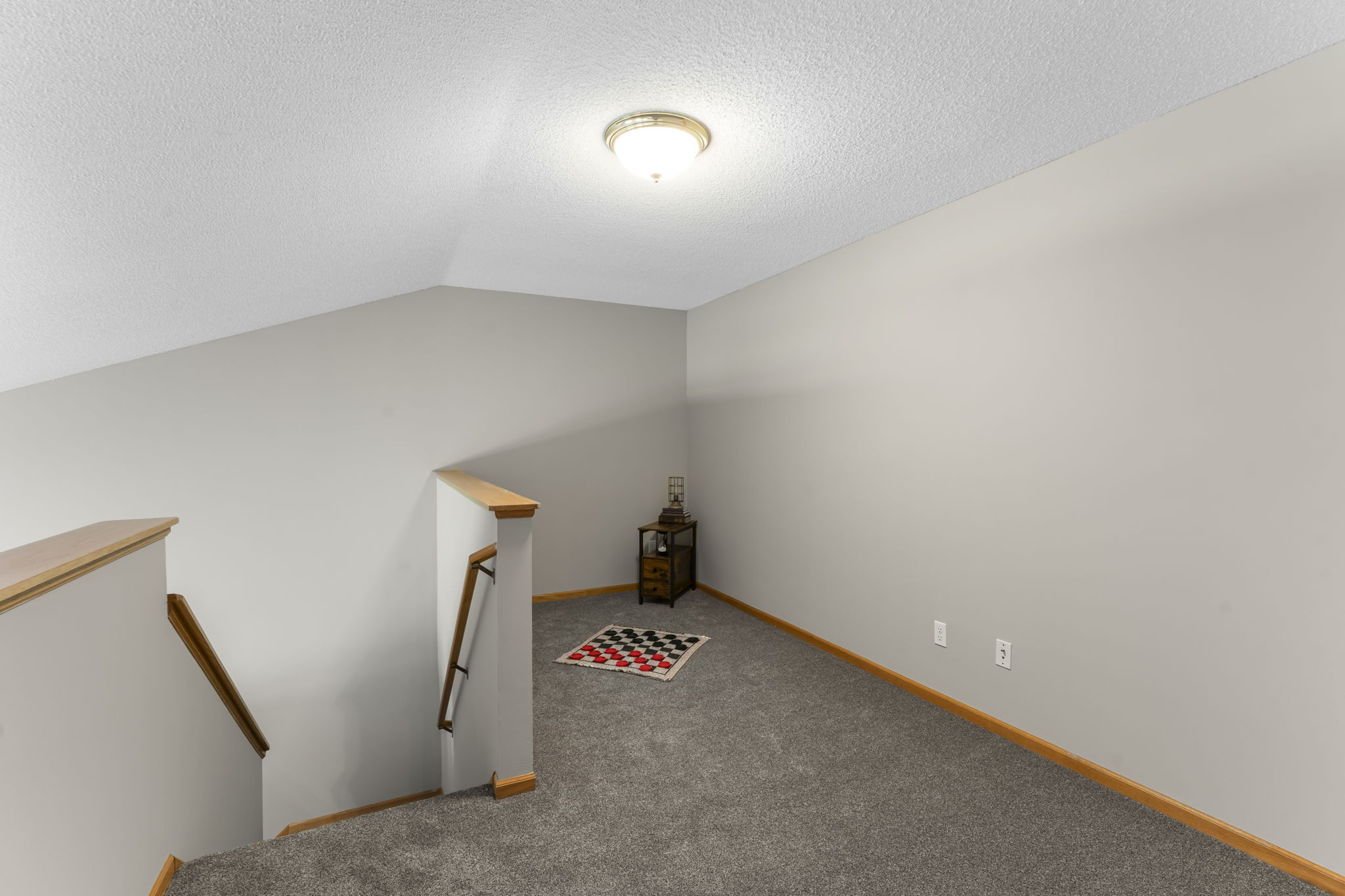  Photo 34