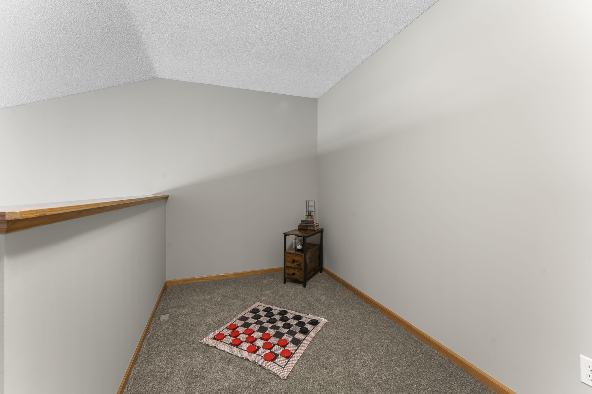  Photo 37