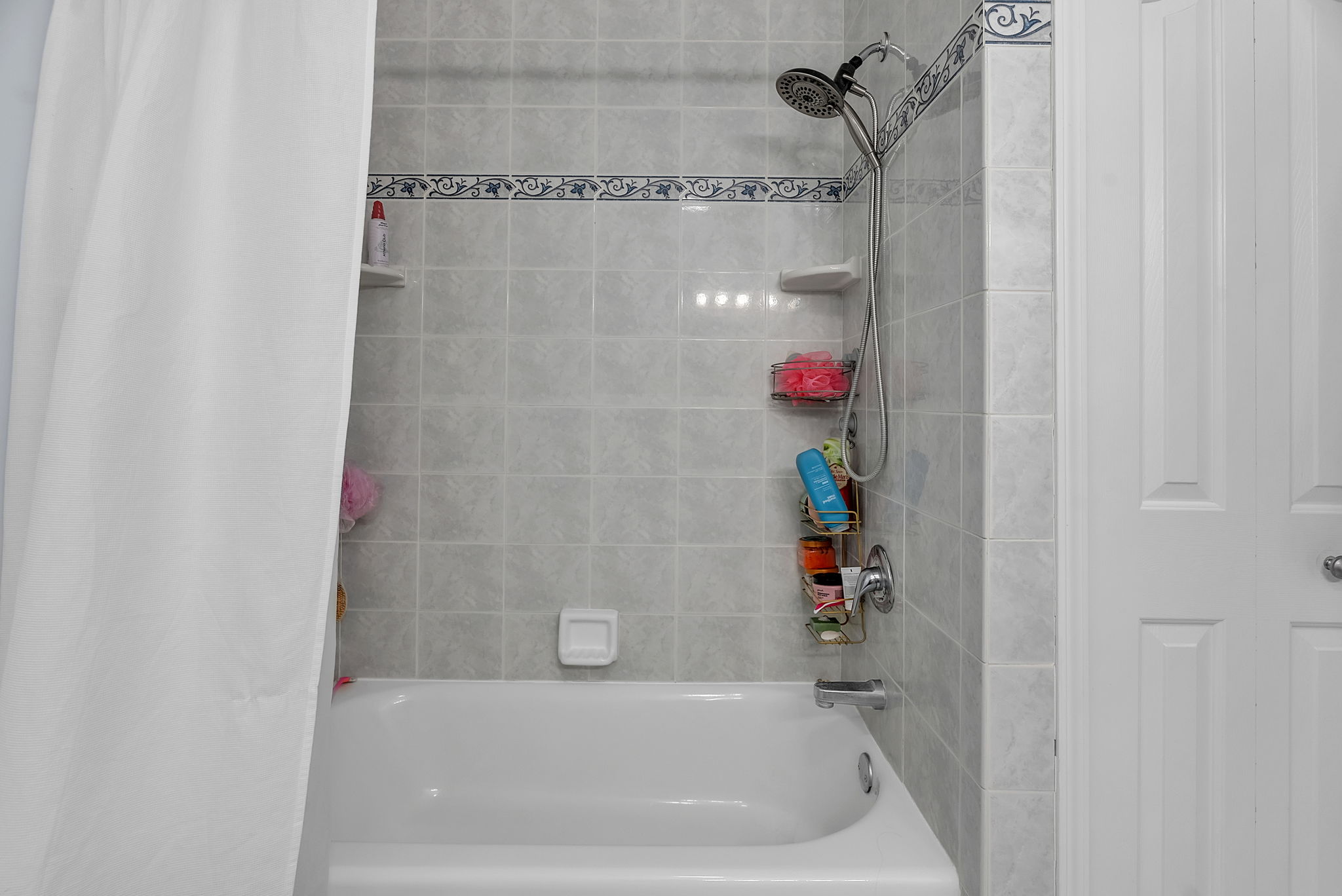  Photo 51