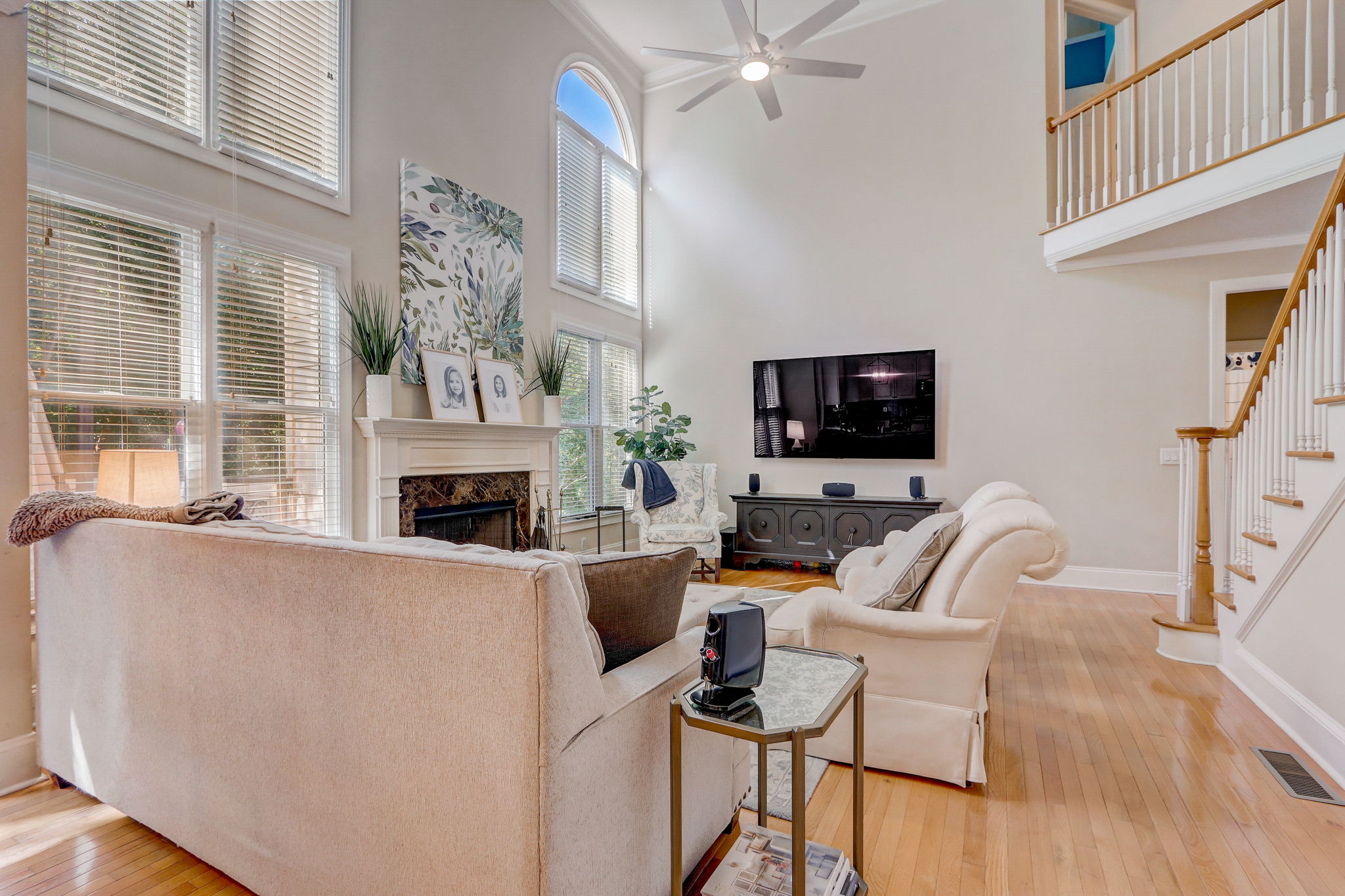 Oakdale Estates Ct -012