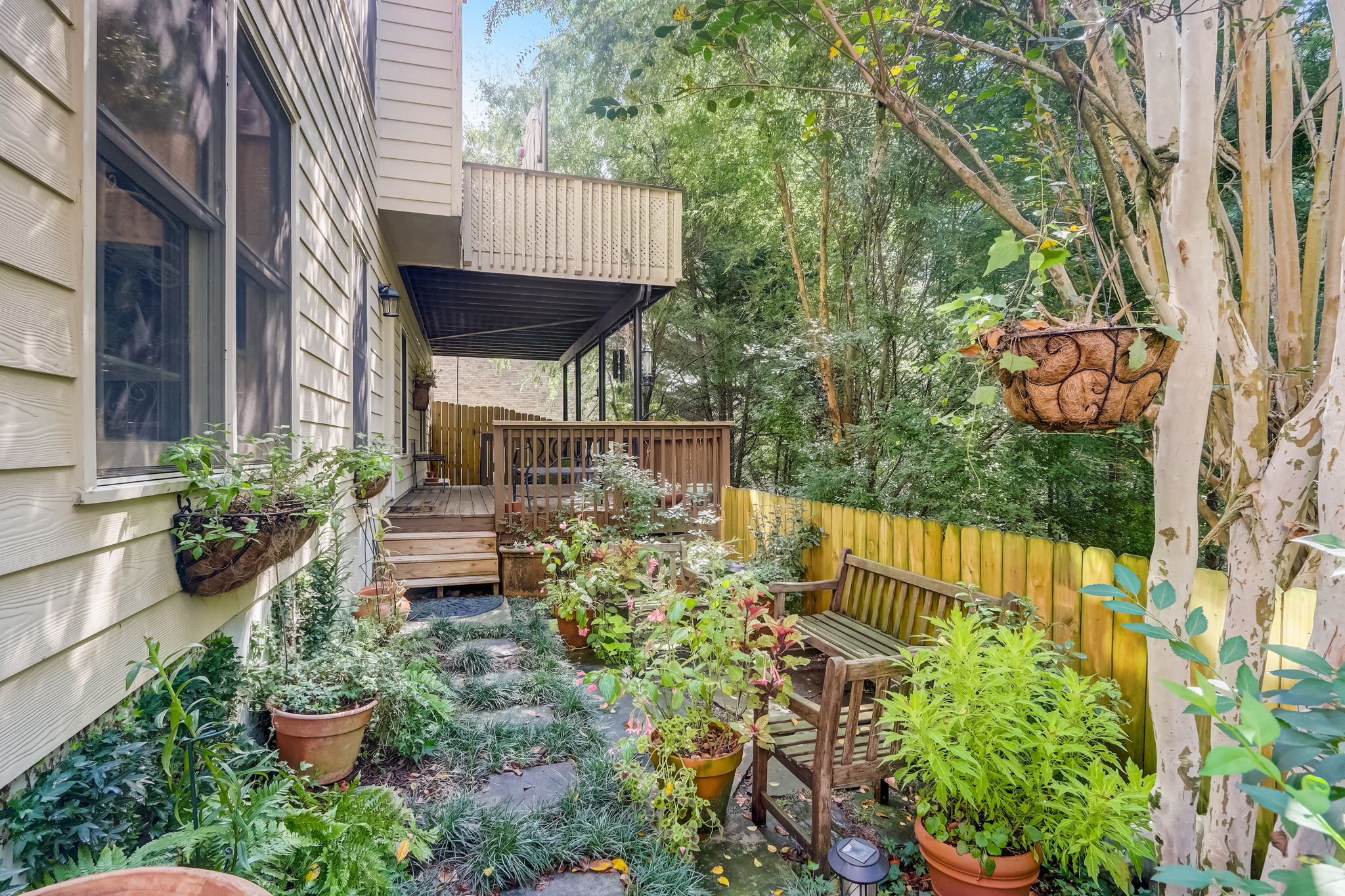 Oakdale Estates Ct -057