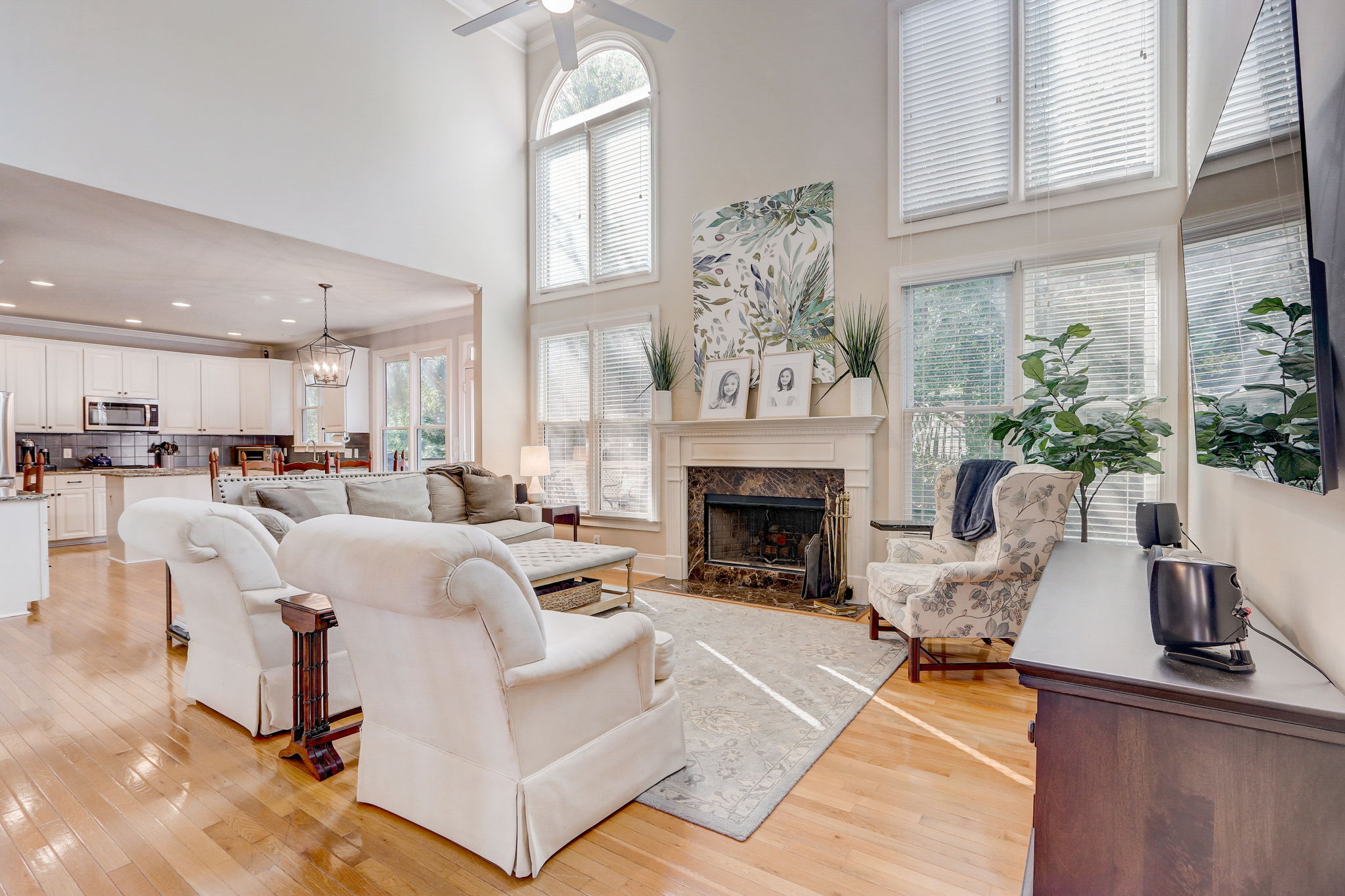 Oakdale Estates Ct -011