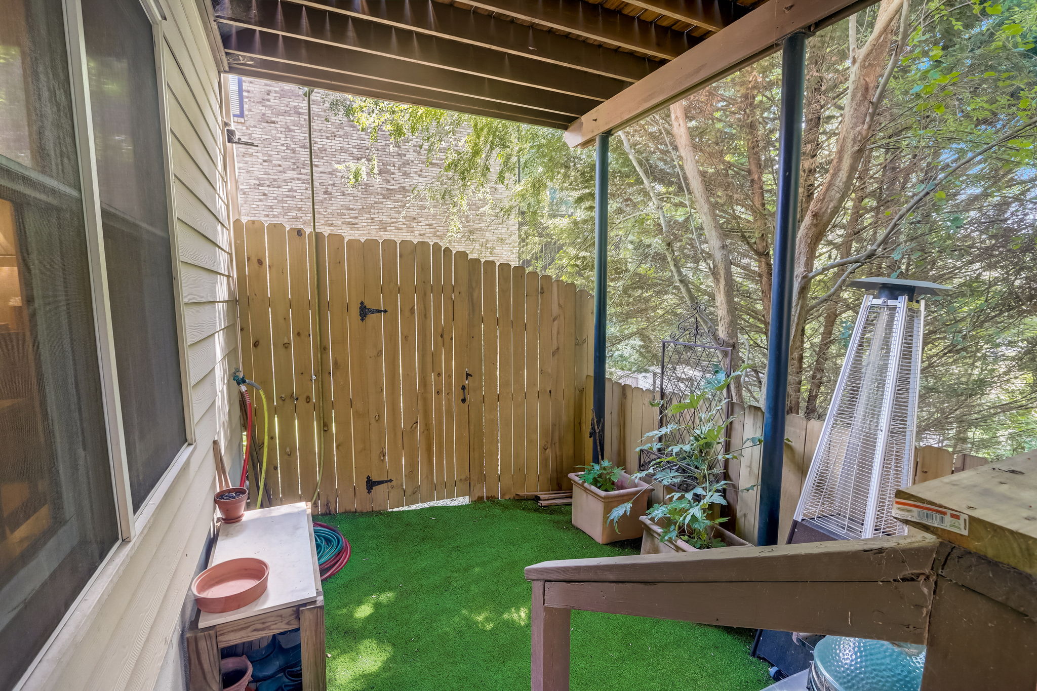 Oakdale Estates Ct -052