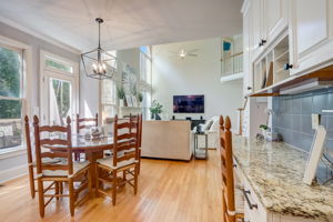 Oakdale Estates Ct -014