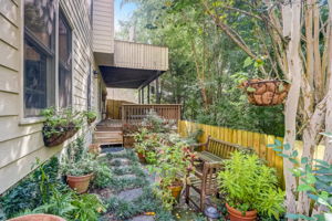 Oakdale Estates Ct -057