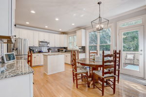 Oakdale Estates Ct -013