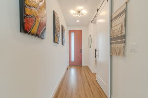  Photo 0