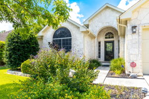 2166 N Ranch Estates Blvd, New Braunfels, TX 78130, USA Photo 3