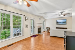 Lookout Ridge-S2807-011.jpg