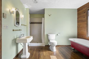  Photo 40