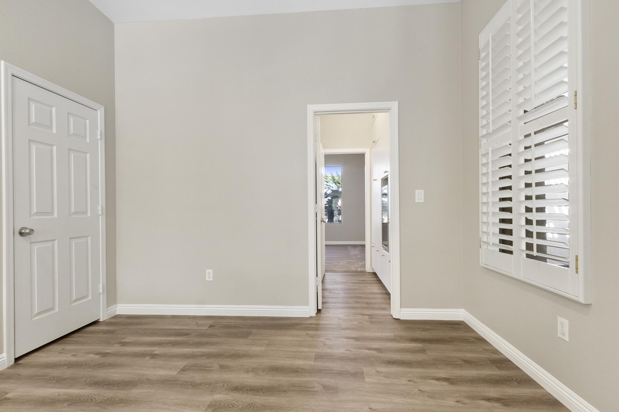 2169 Tiger Willow Dr, Henderson, NV 89012, USA Photo 14
