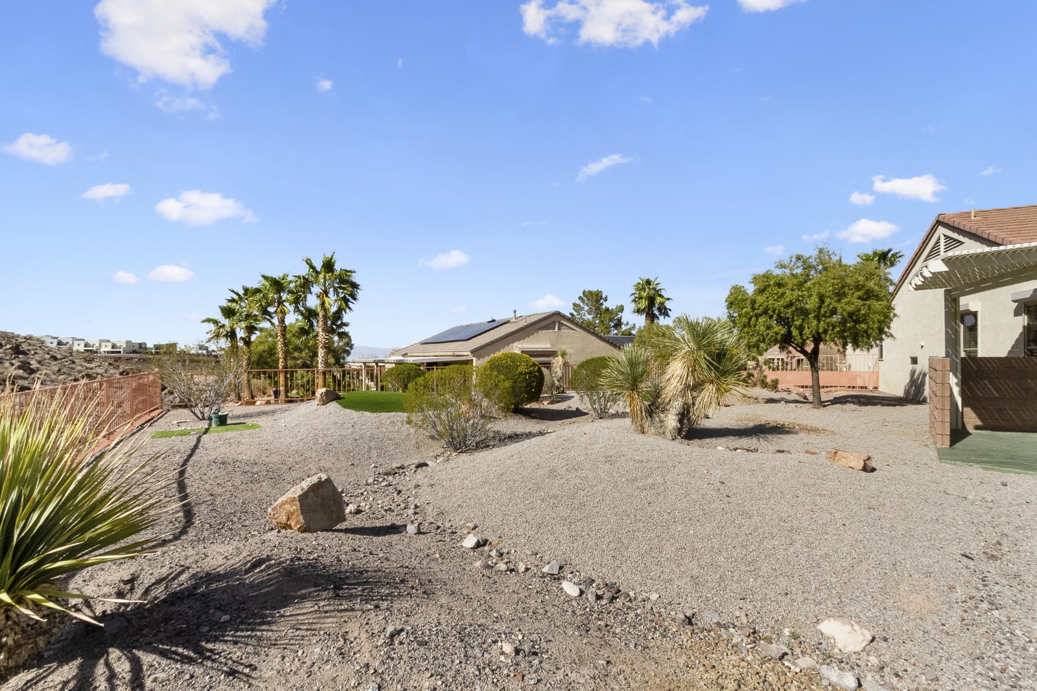 2169 Tiger Willow Dr, Henderson, NV 89012, USA Photo 37