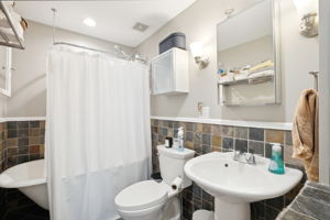 14_Interior