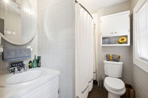 21_Interior