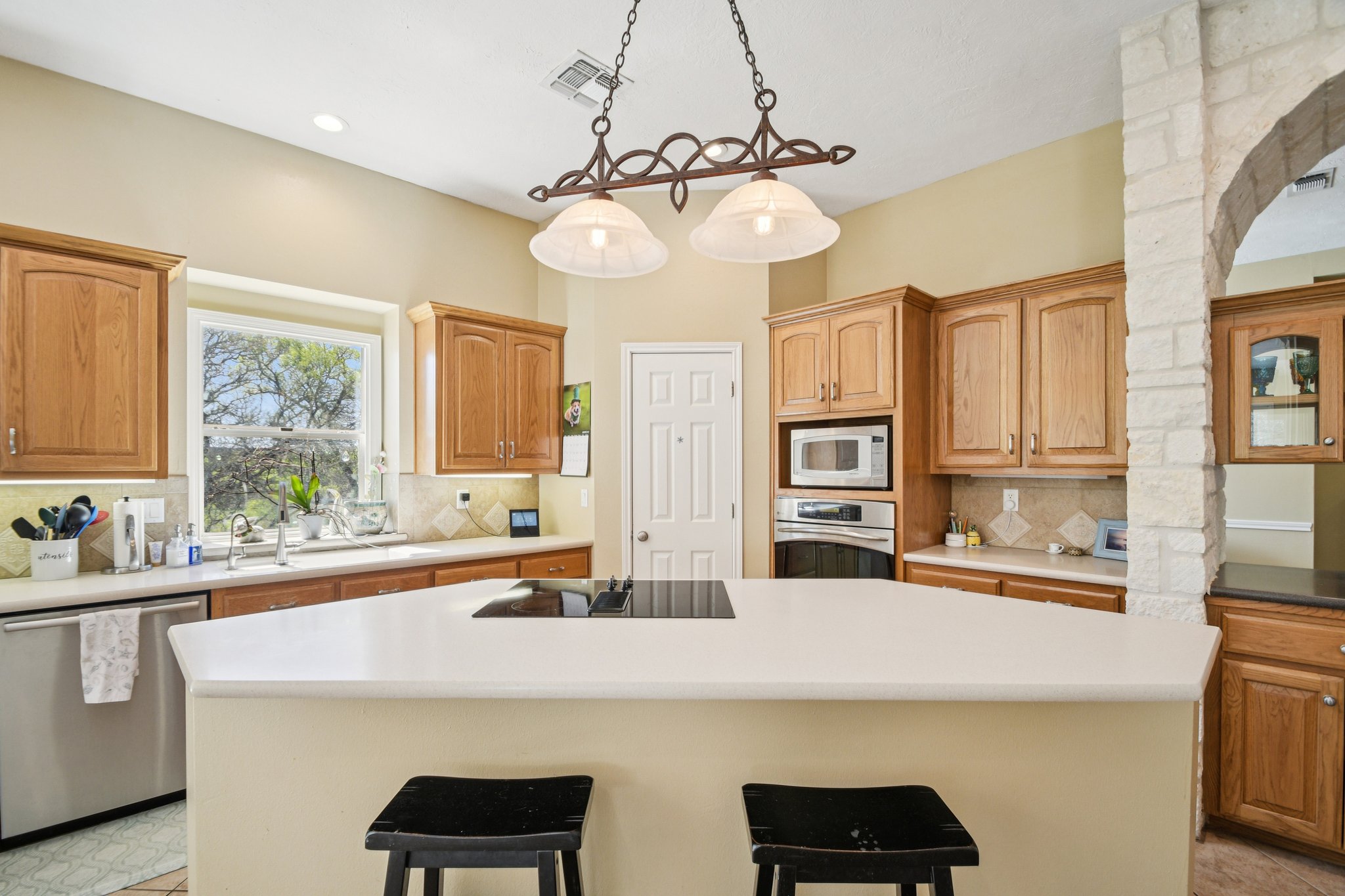 Augusta Dr-S1403-016.jpg