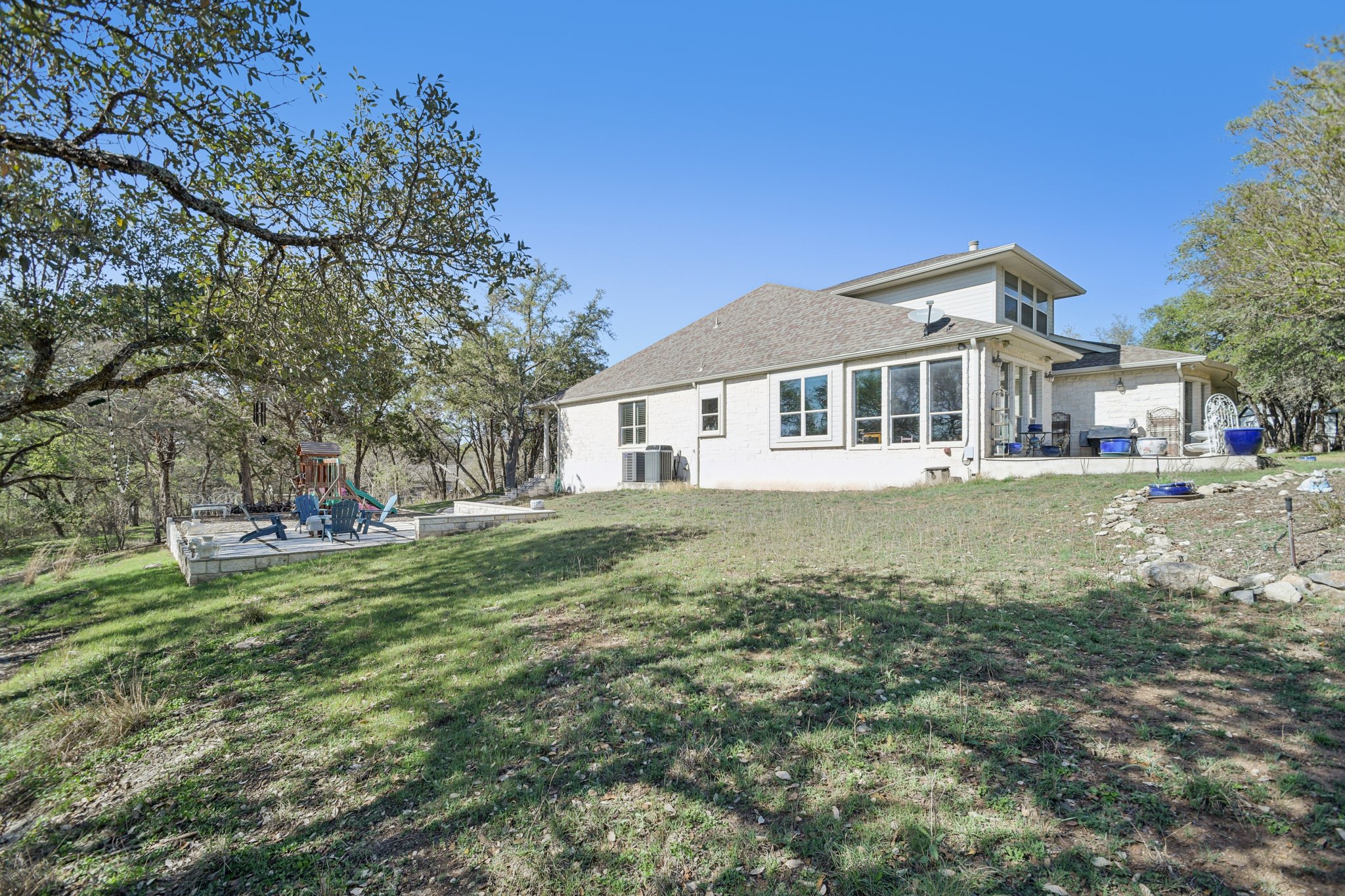 Augusta Dr-S1403-045.jpg