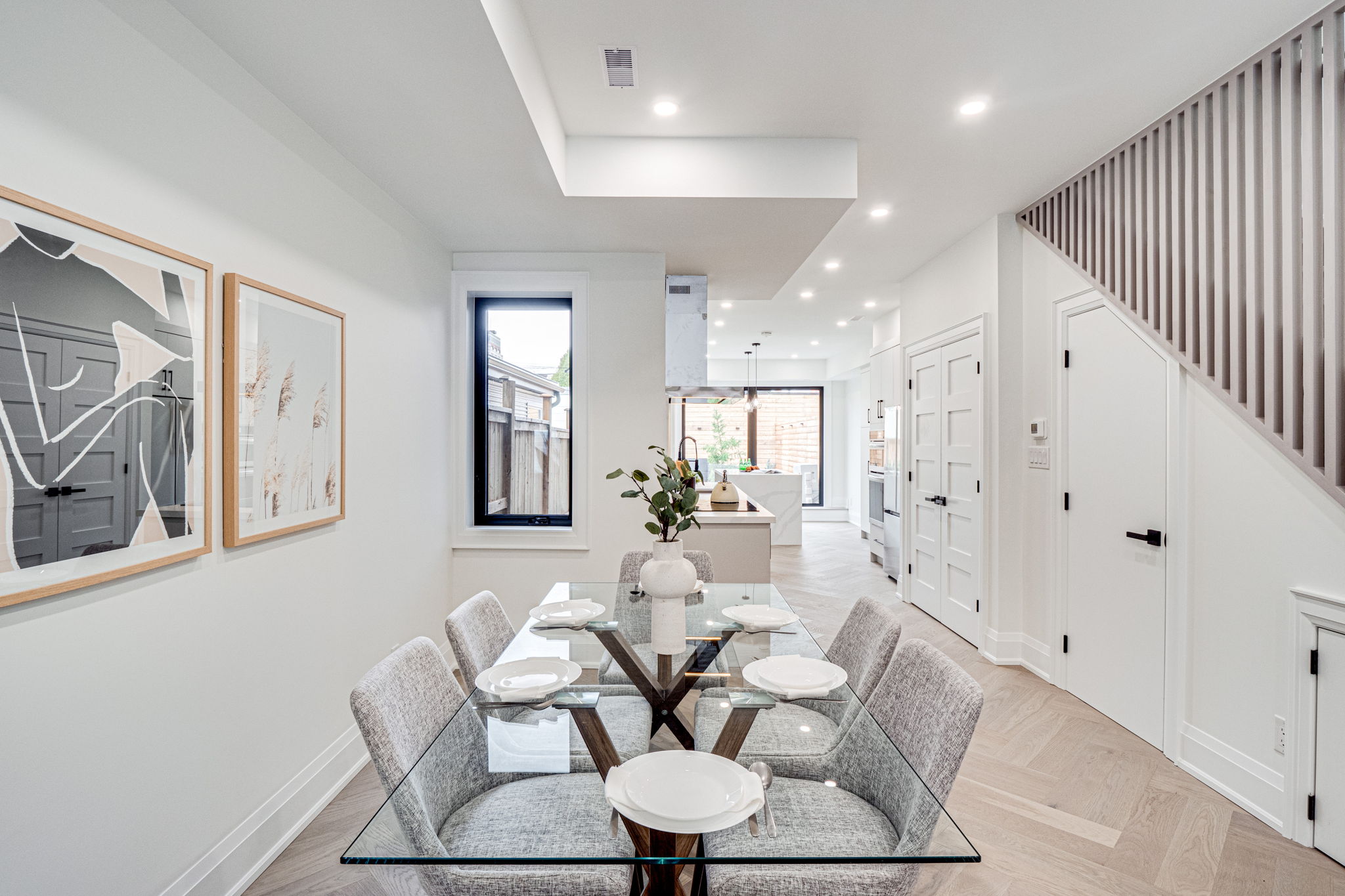 217 Euclid Ave Toronto, ON M6J 2K1