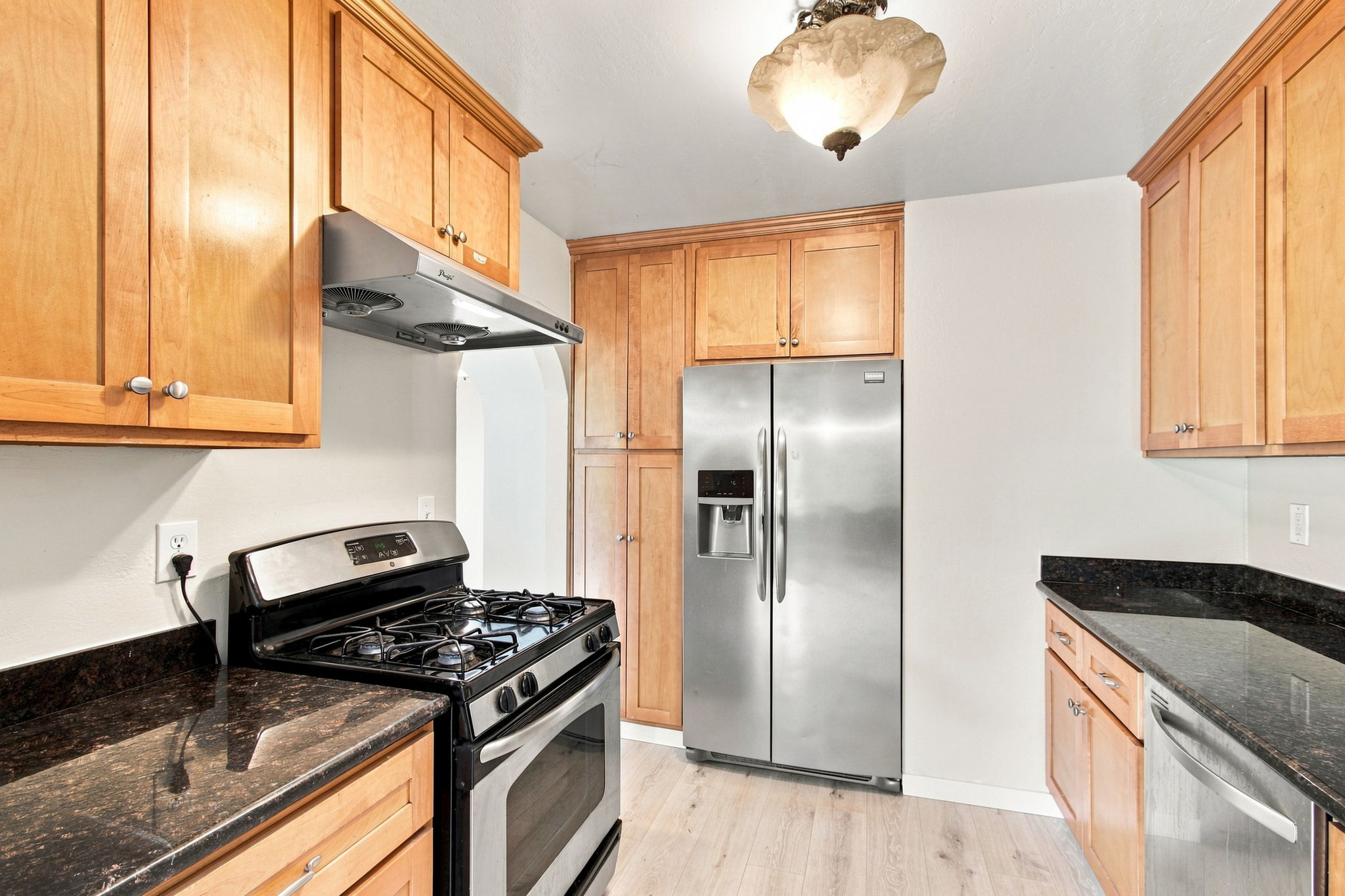 011_F8_217 Kiely Blvd apt b