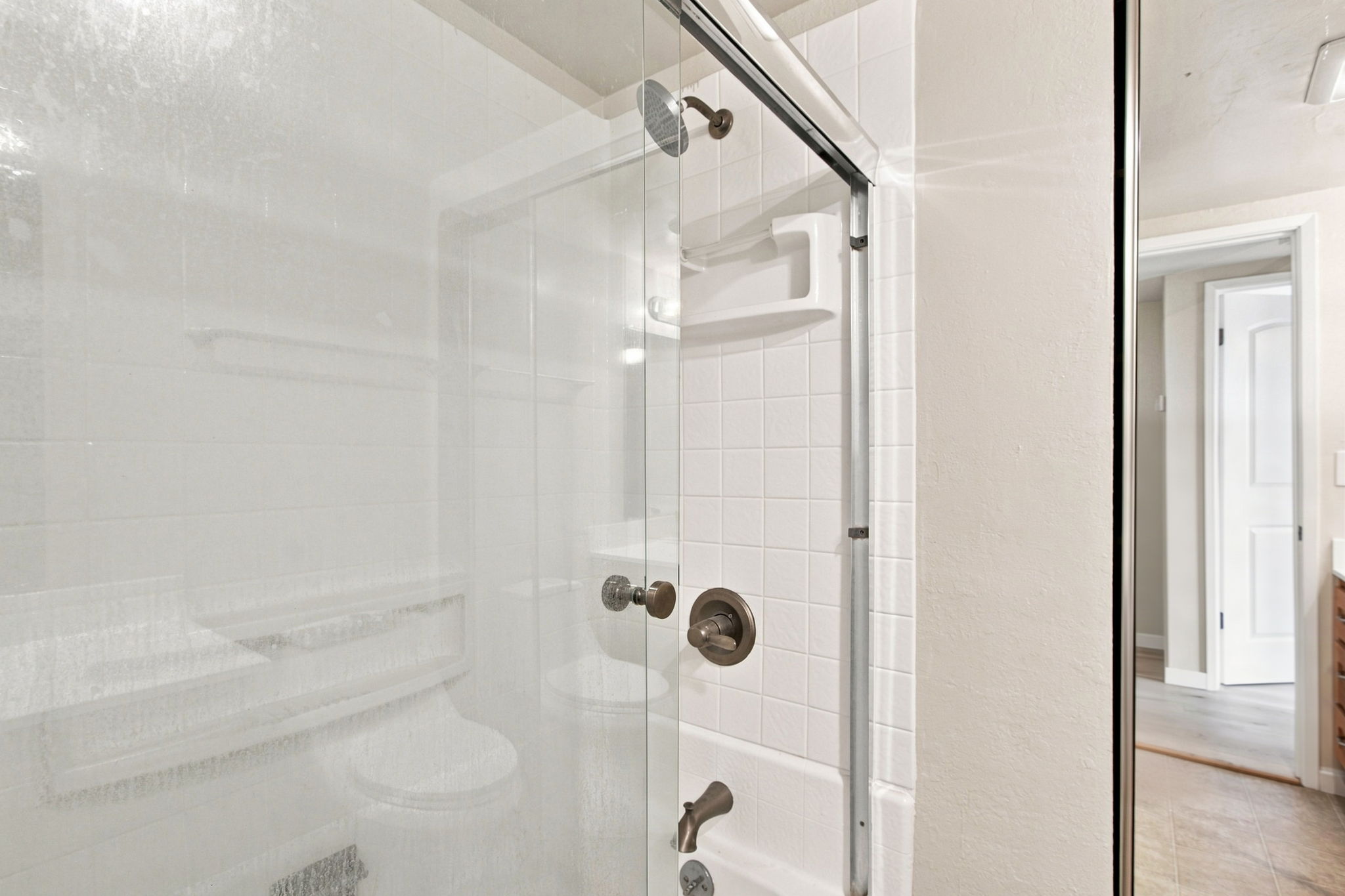 025_F8_217 Kiely Blvd apt b