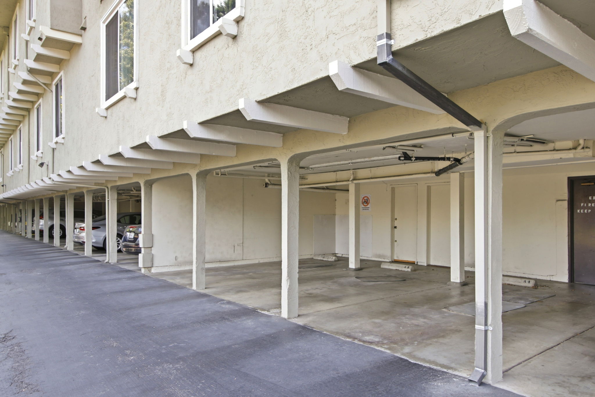 035_F8_217 Kiely Blvd apt b