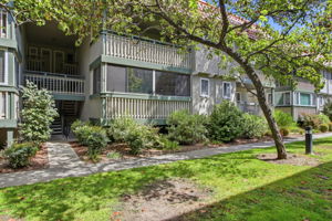 002_F8_217 Kiely Blvd apt b