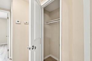 021_F8_217 Kiely Blvd apt b