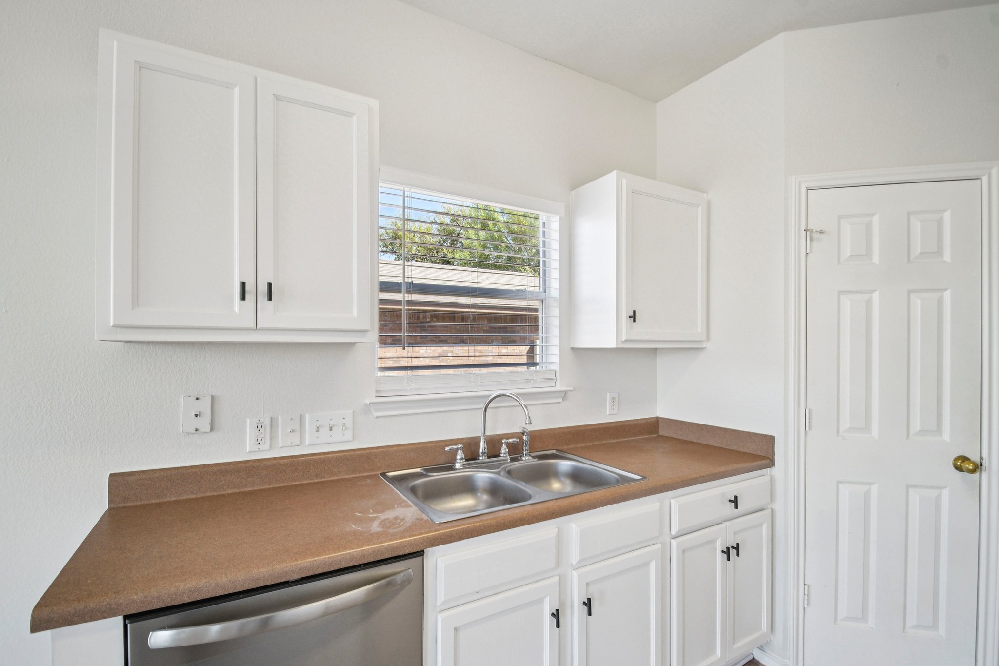 Killian Loop-S2003-014.jpg