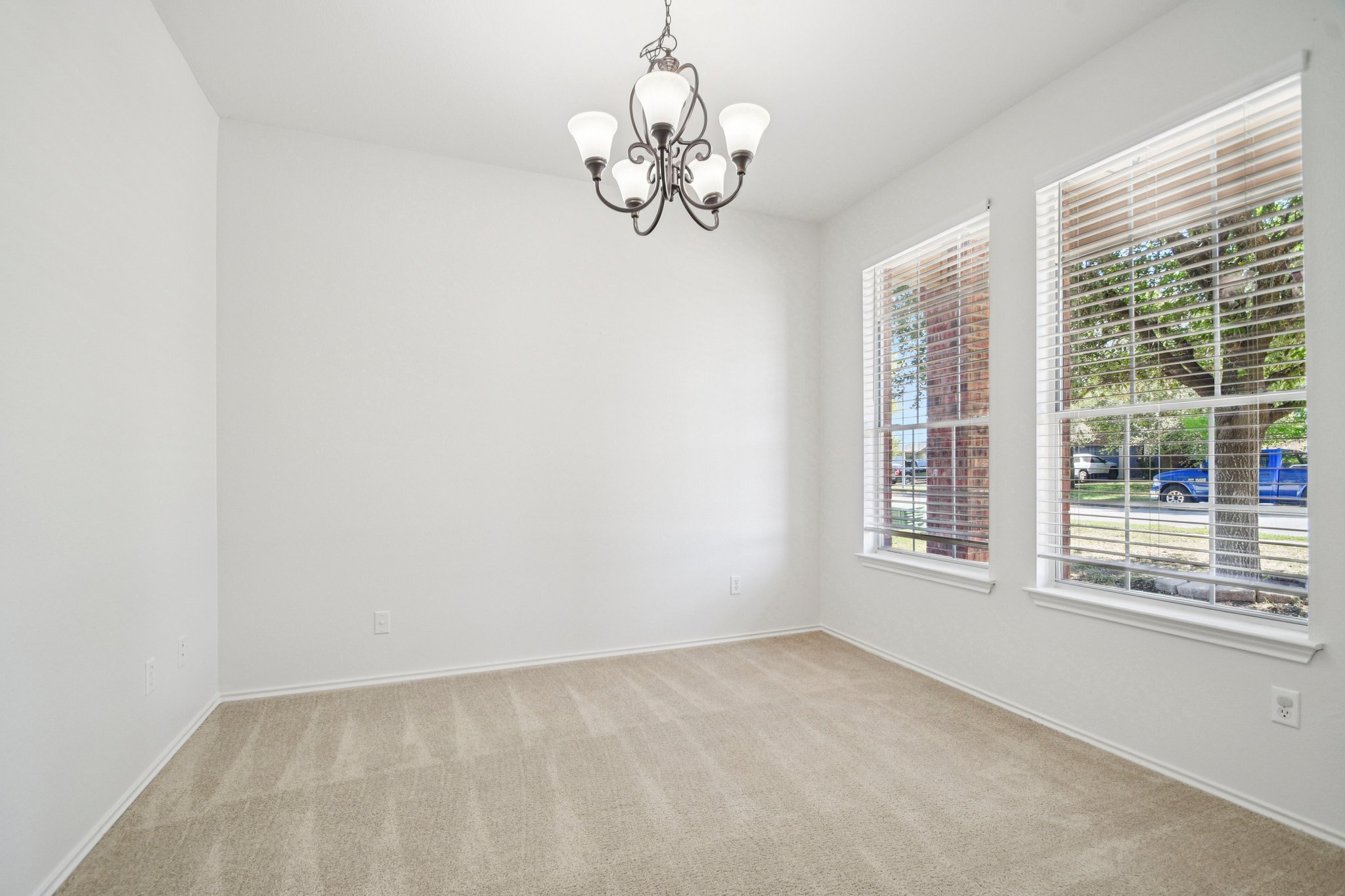 Killian Loop-S2003-017.jpg