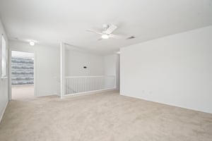 Killian Loop-S2003-023.jpg