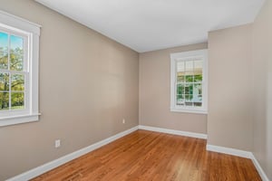 N Chestnut St-S2909-023.jpg