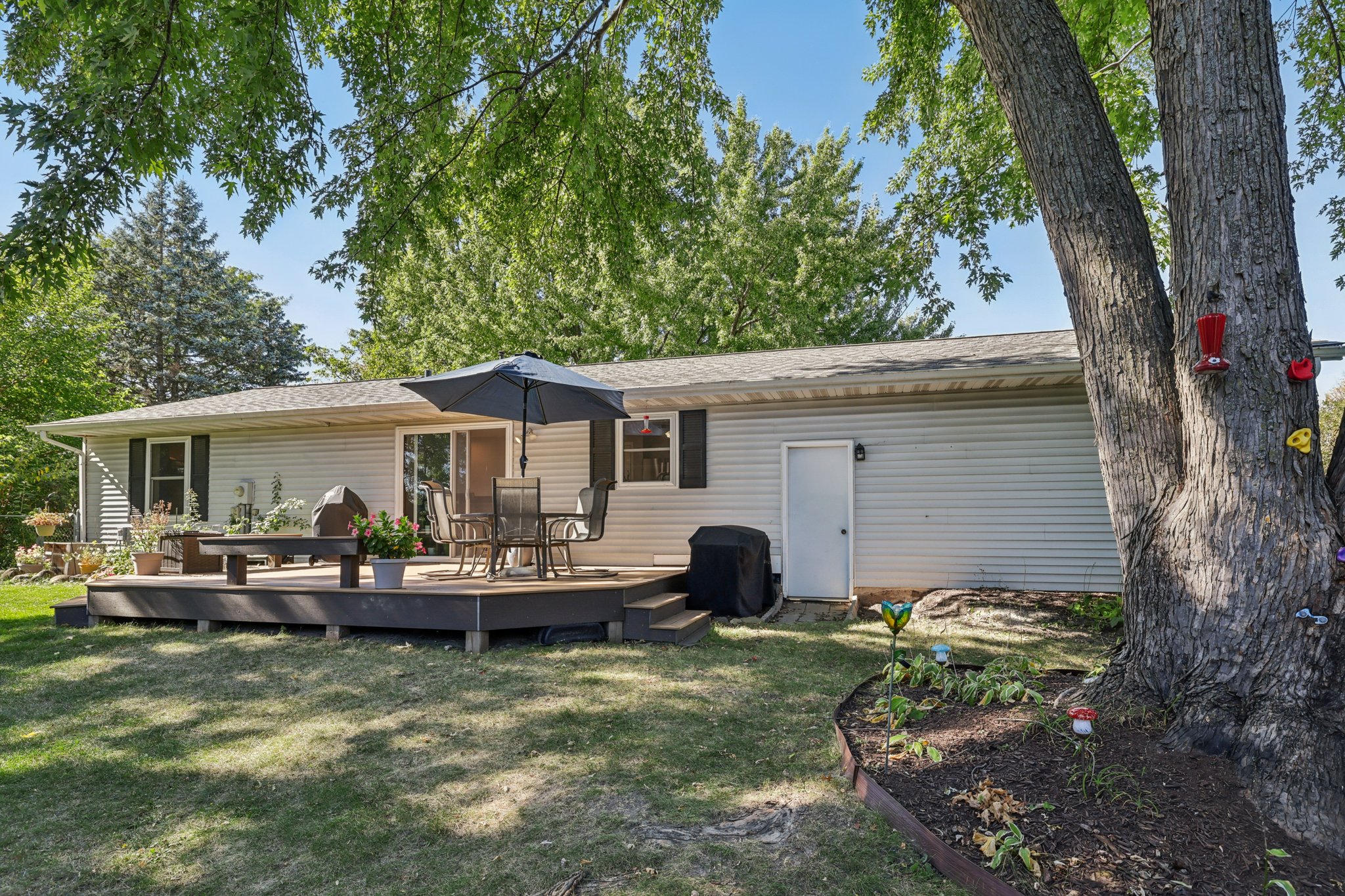 Pocahontas Ln-S0810-068.jpg