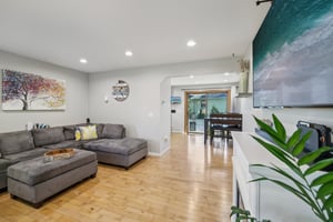 Pocahontas Ln-S0810-013.jpg