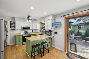 Pocahontas Ln-S0810-024.jpg
