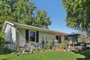 Pocahontas Ln-S0810-064.jpg