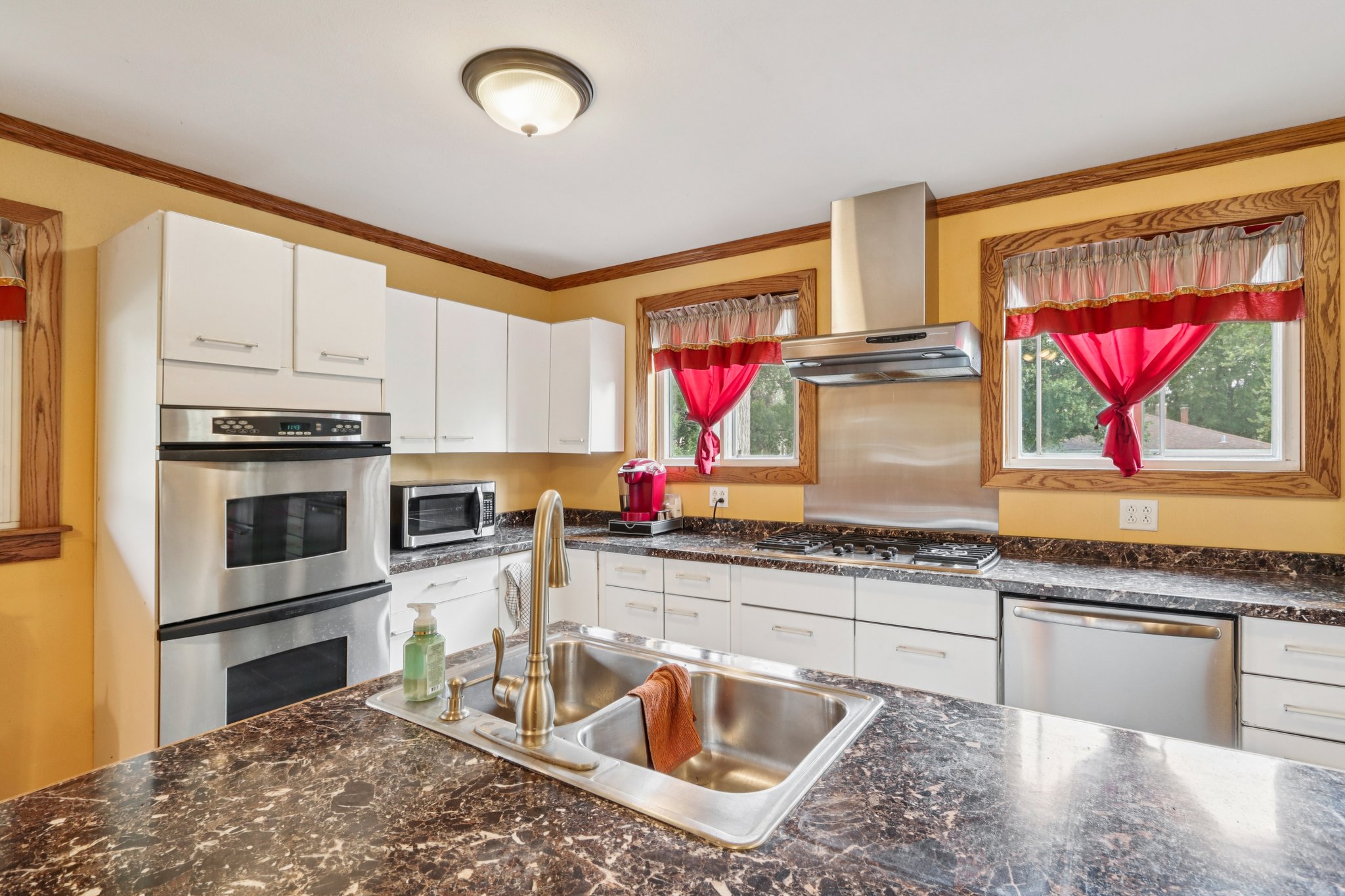 S Lincoln St-S1110-025.jpg