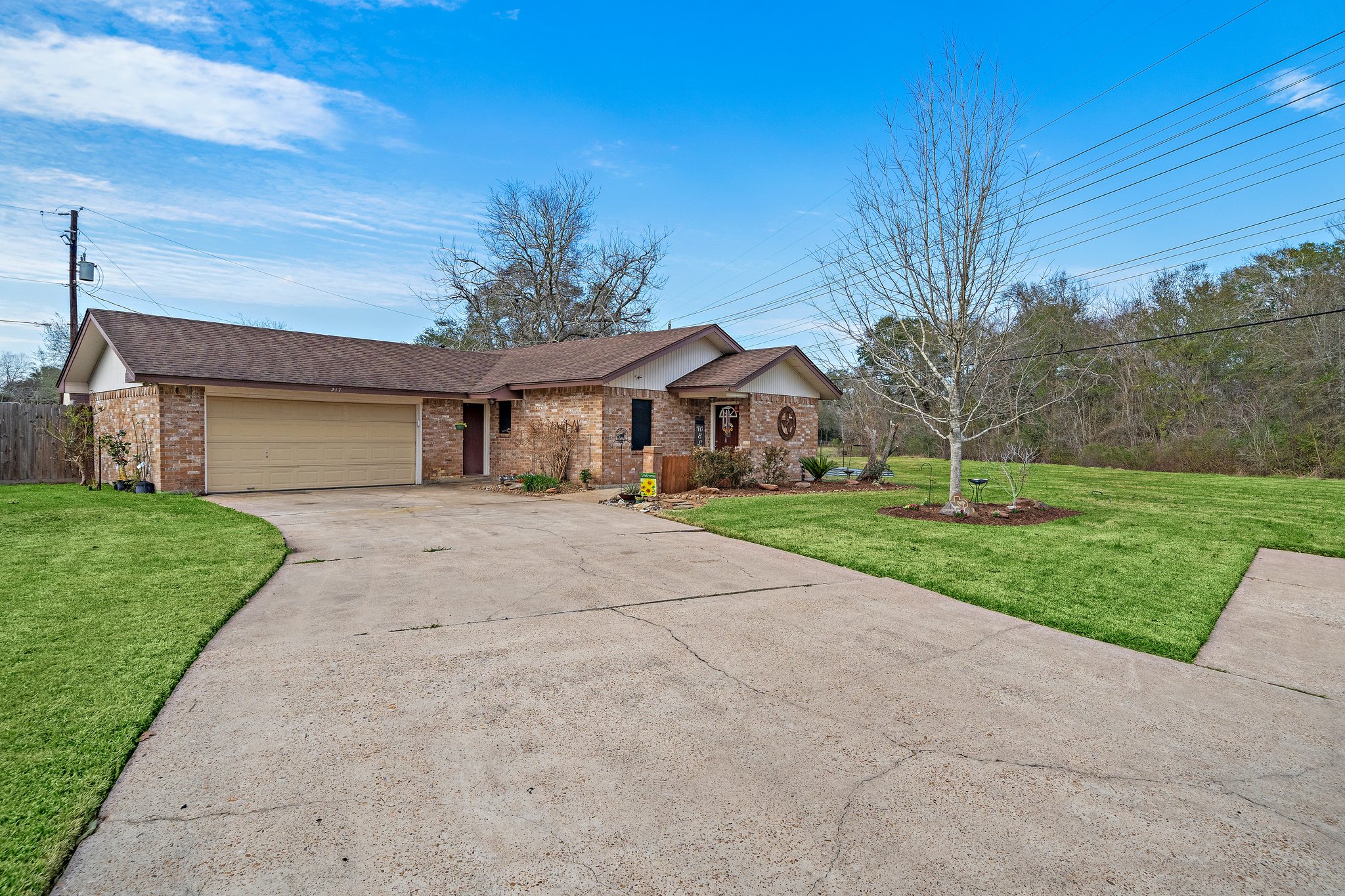 217 Sugar Cane Trce, Lake Jackson, TX 77566 Strata Visuals