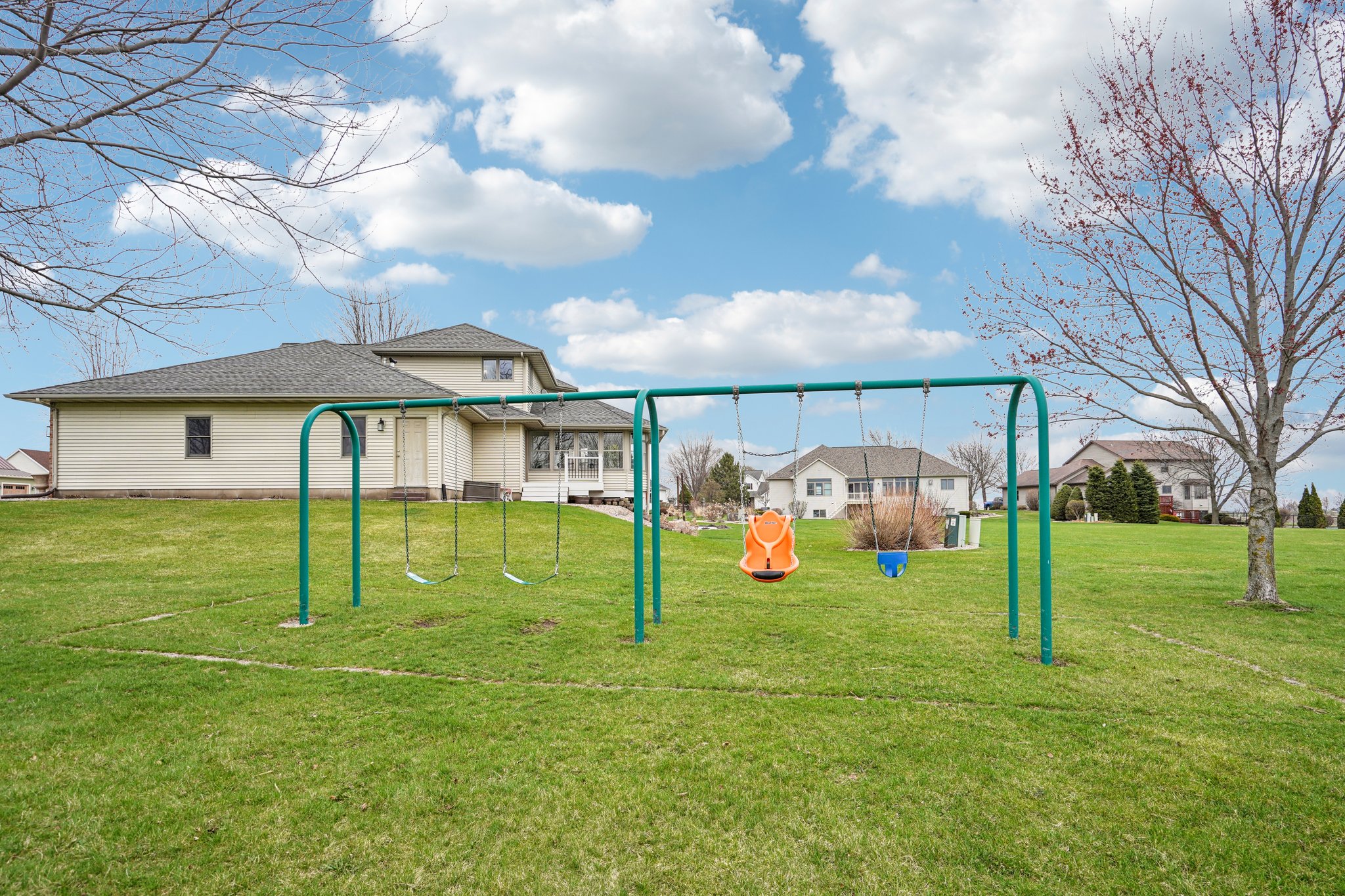 Sunset Dr-S1404-080.jpg