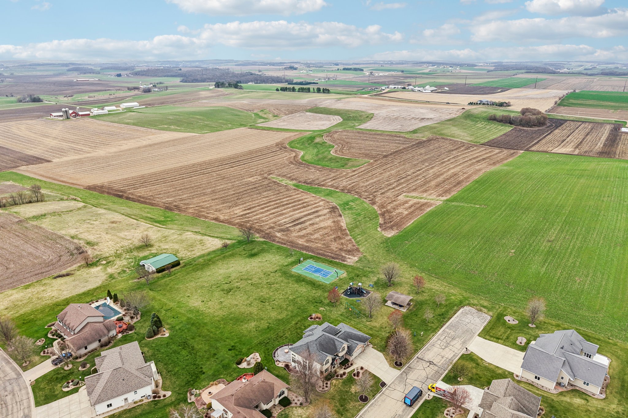 Sunset Dr-S1404-090.jpg