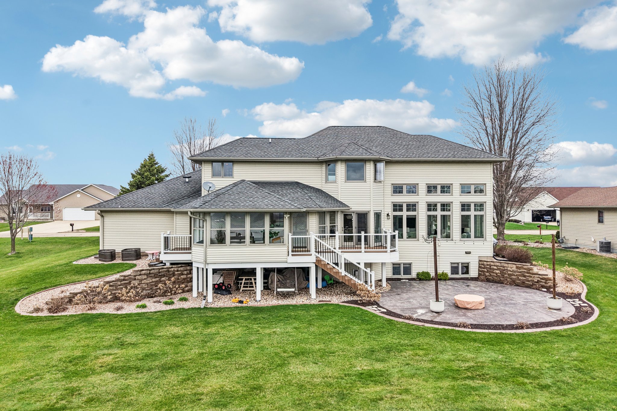 Sunset Dr-S1404-091.jpg