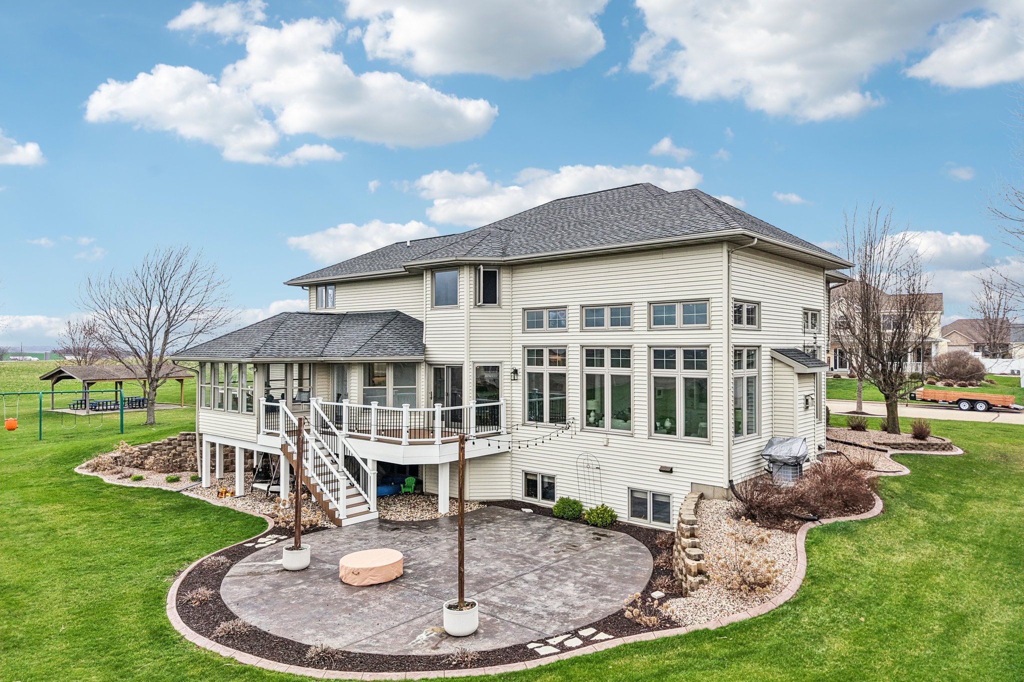 Sunset Dr-S1404-093.jpg