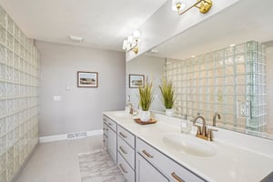 Sunset Dr-S1404-042.jpg