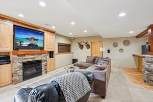 Sunset Dr-S1404-064.jpg