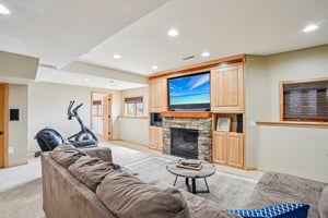 Sunset Dr-S1404-069.jpg