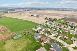 Sunset Dr-S1404-100.jpg