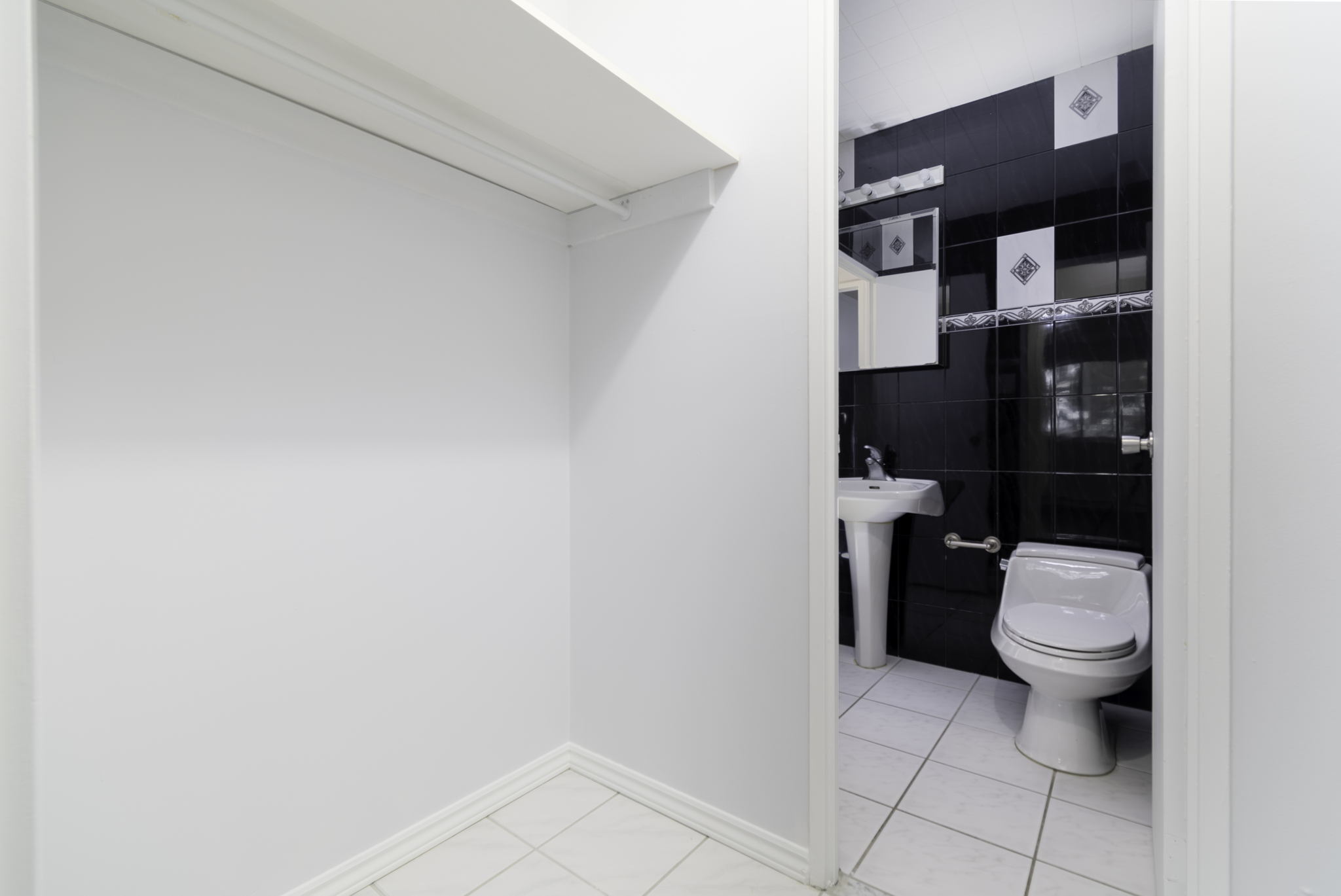 2170 Bromsgrove Rd, Mississauga, ON L5J 4J2, Canada Photo 40
