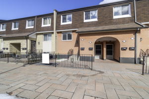 2170 Bromsgrove Rd, Mississauga, ON L5J 4J2, Canada Photo 13