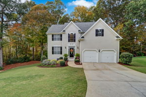 Welcome to 2172 Woodbriar Drive