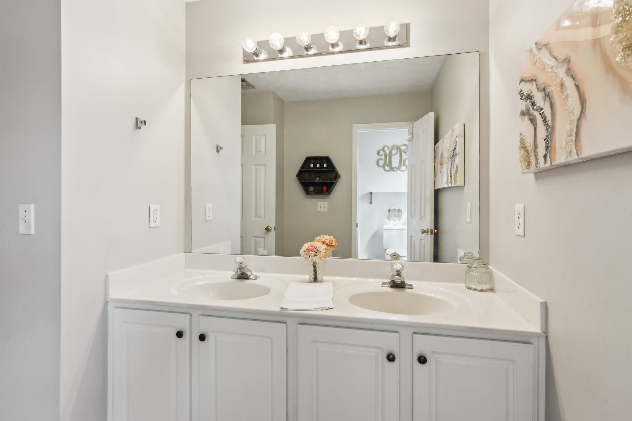 Local_Flavor_Films-2173_Beacon_Crest_Dr_Buford_GA-236.jpg