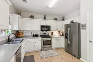 Local_Flavor_Films-2173_Beacon_Crest_Dr_Buford_GA-171.jpg